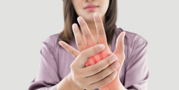  Hand and wrist injuries: De Quervain's Tenosynovitis